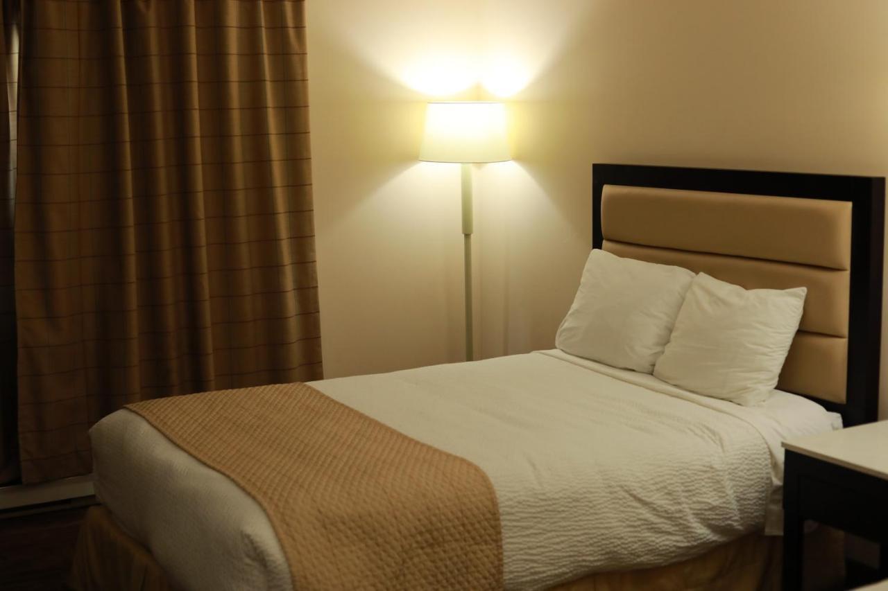 North Star Inn & Suites Prince George Exteriör bild