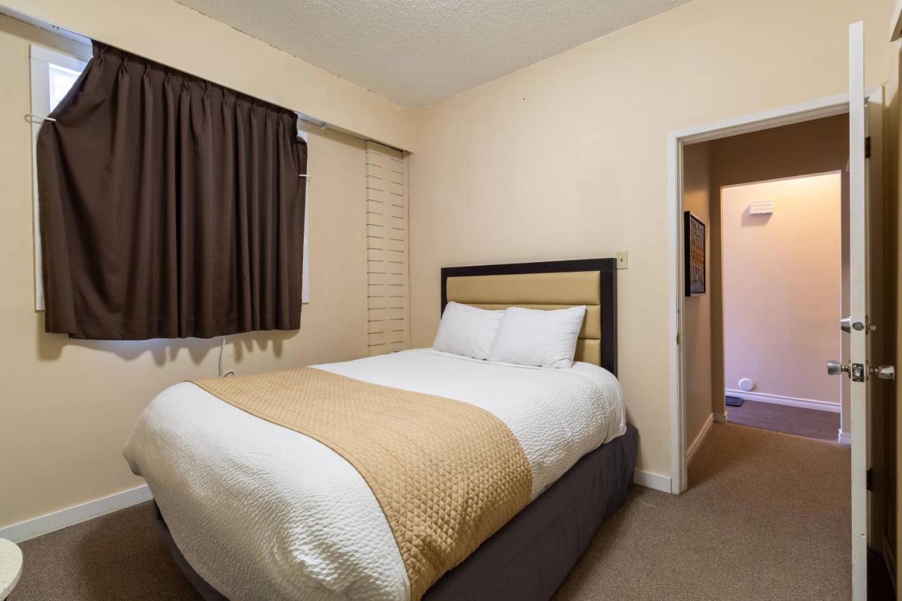 North Star Inn & Suites Prince George Exteriör bild