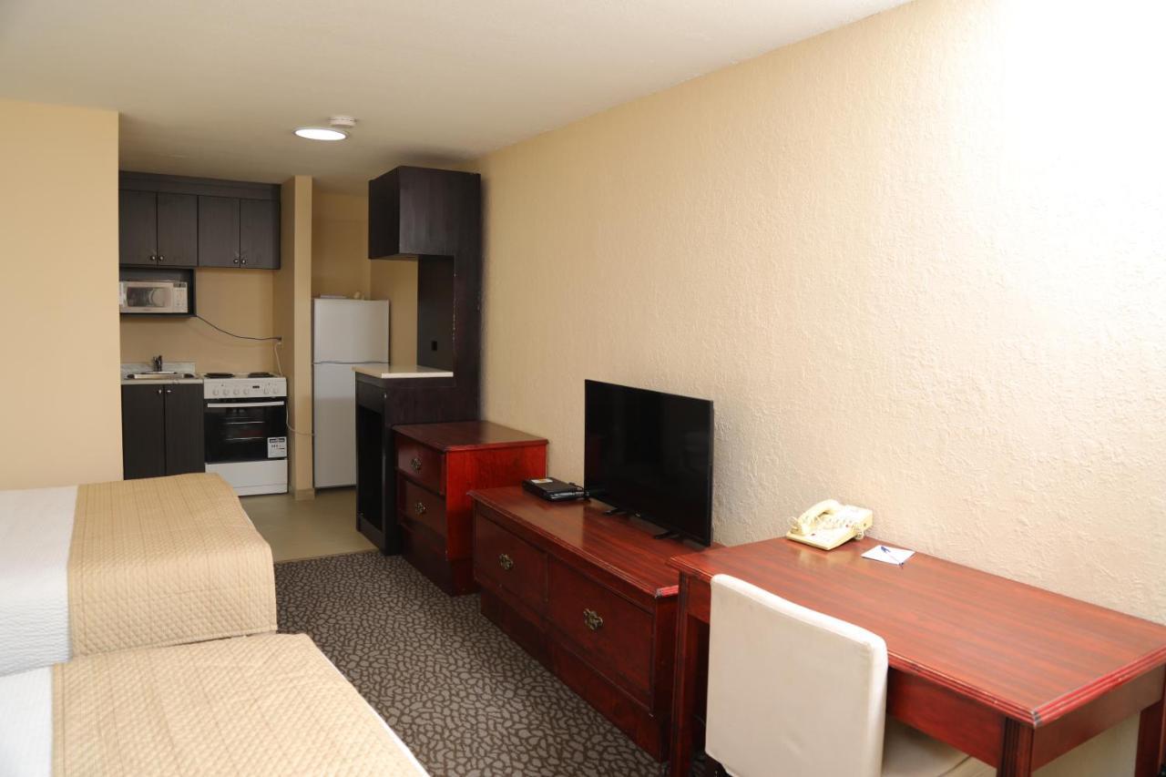 North Star Inn & Suites Prince George Exteriör bild