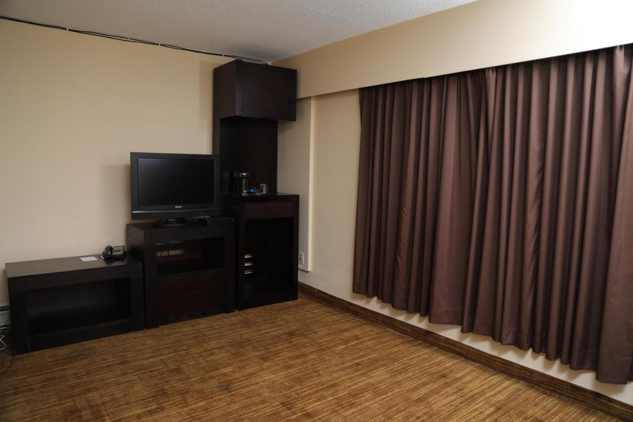 North Star Inn & Suites Prince George Exteriör bild