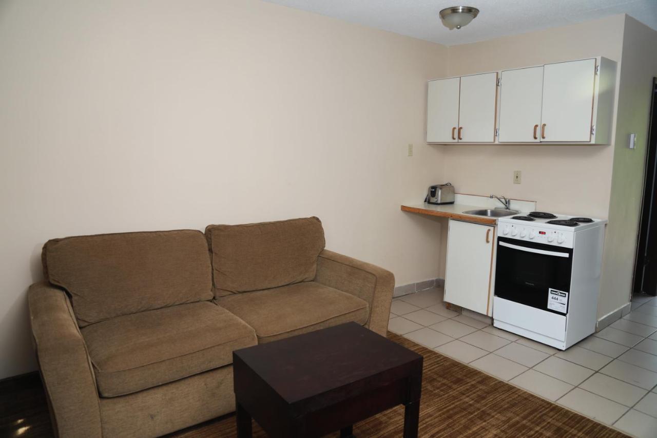 North Star Inn & Suites Prince George Exteriör bild