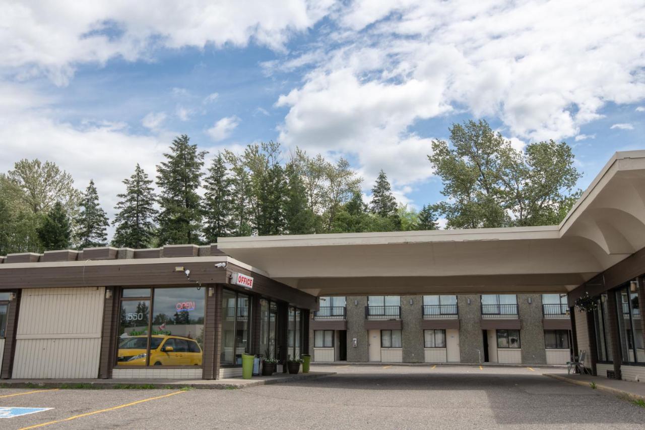 North Star Inn & Suites Prince George Exteriör bild